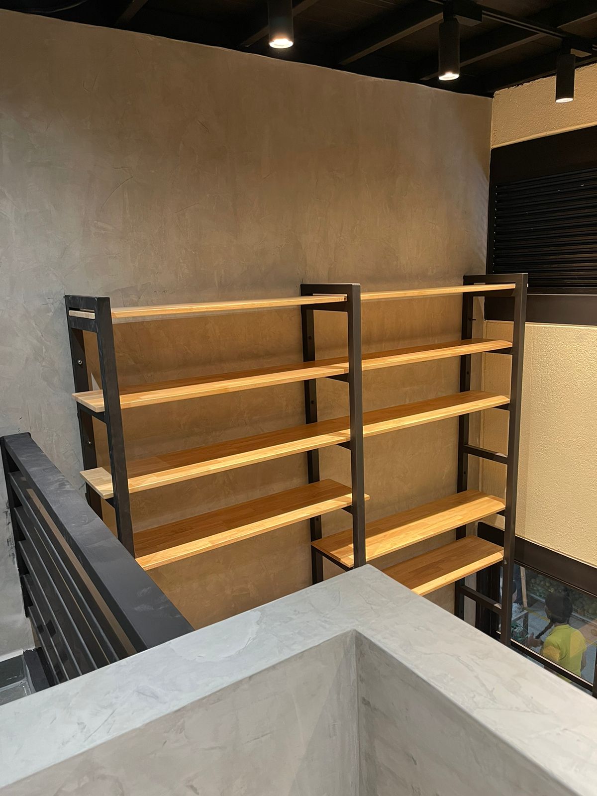 Mobiliario Comercial - imagen 4
