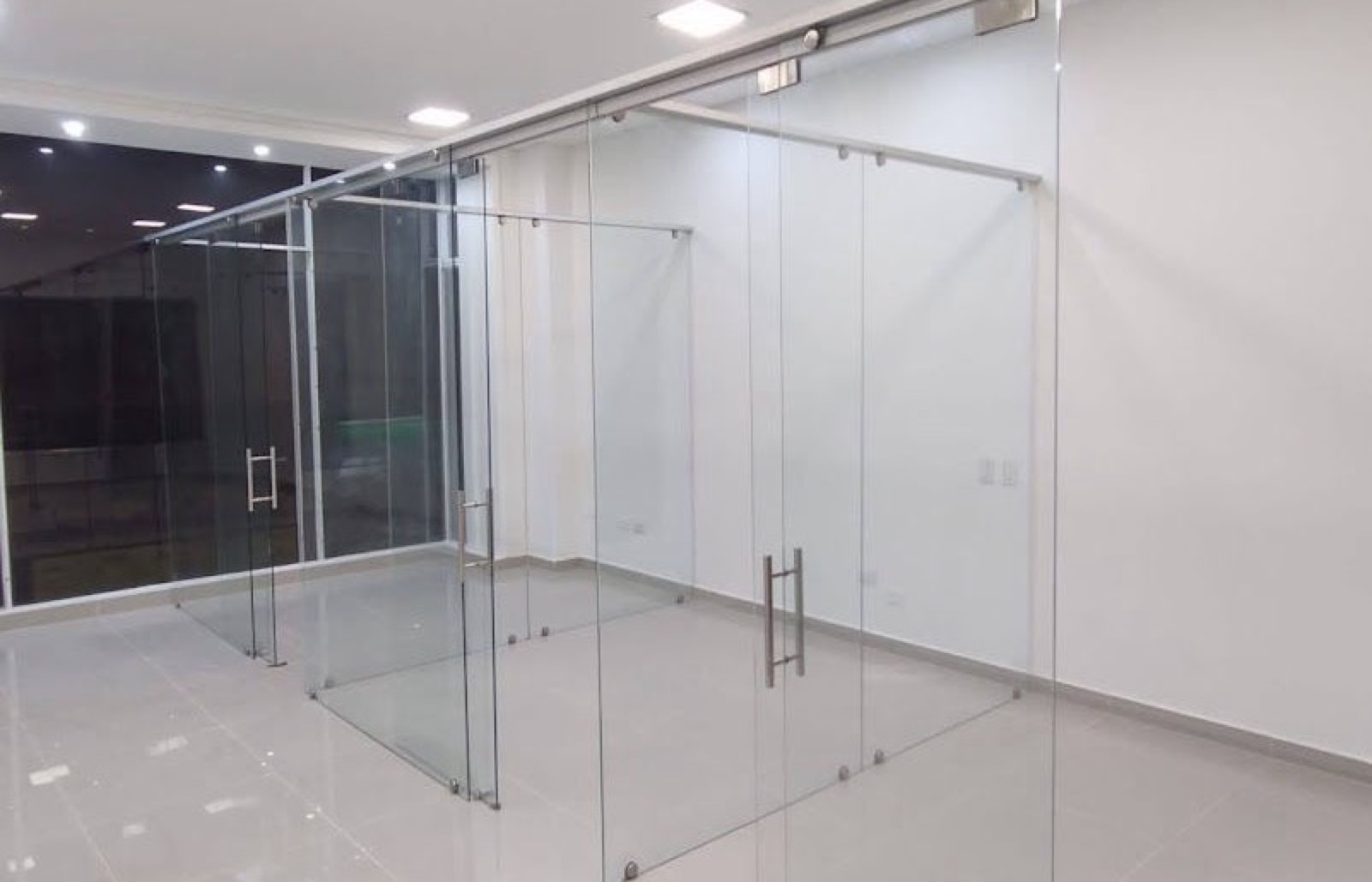 Mobiliario Comercial - imagen 5
